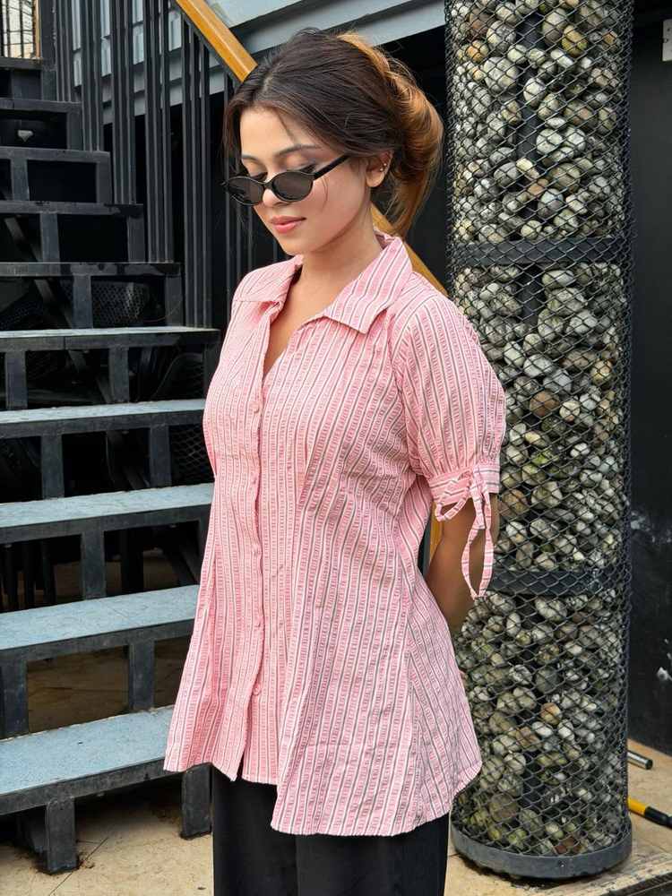 Gingham Short Puff Sleeves Embossed – Pink (203)