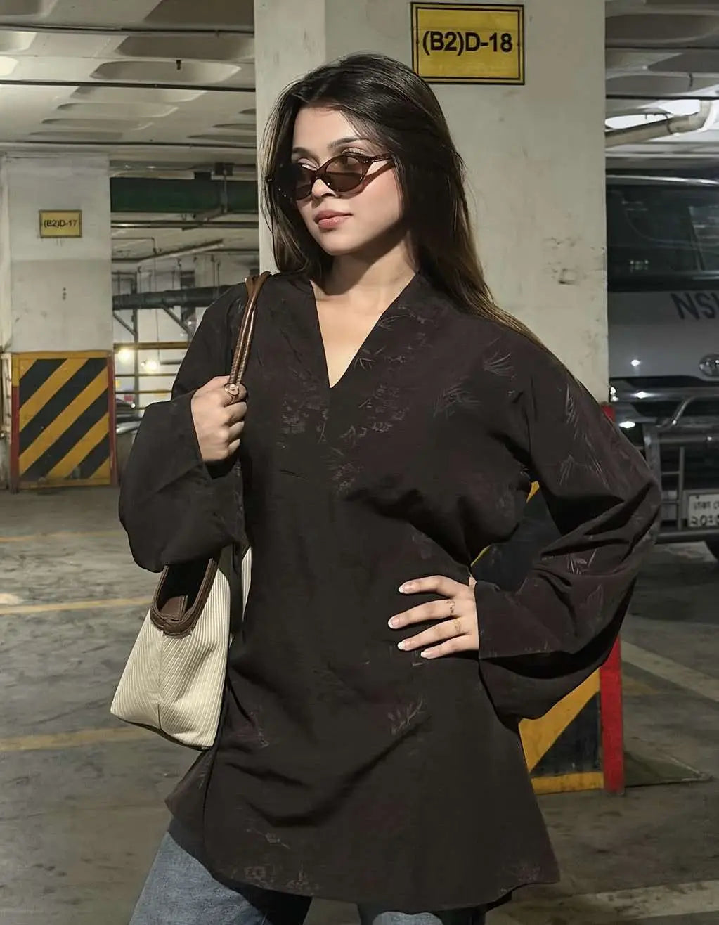 VELORA Coffee Top(106)