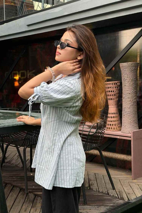 Gingham Short Puff Sleeves Embossed – Sky Blue (203)