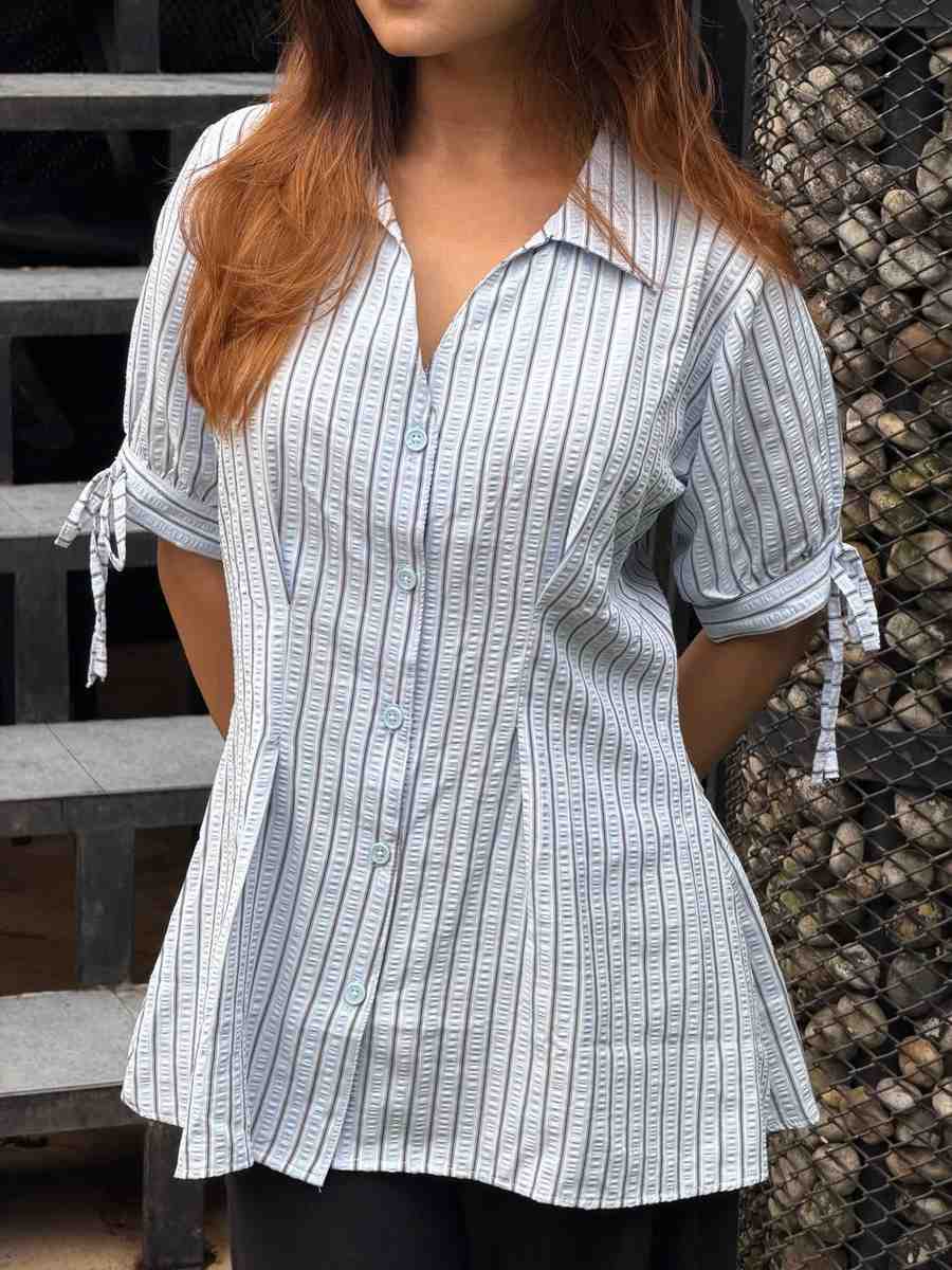 Gingham Short Puff Sleeves Embossed – Sky Blue (203)